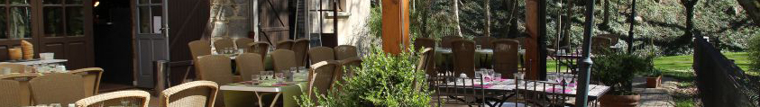 Les terrasses de restaurant au grand air en dehors de Lyon